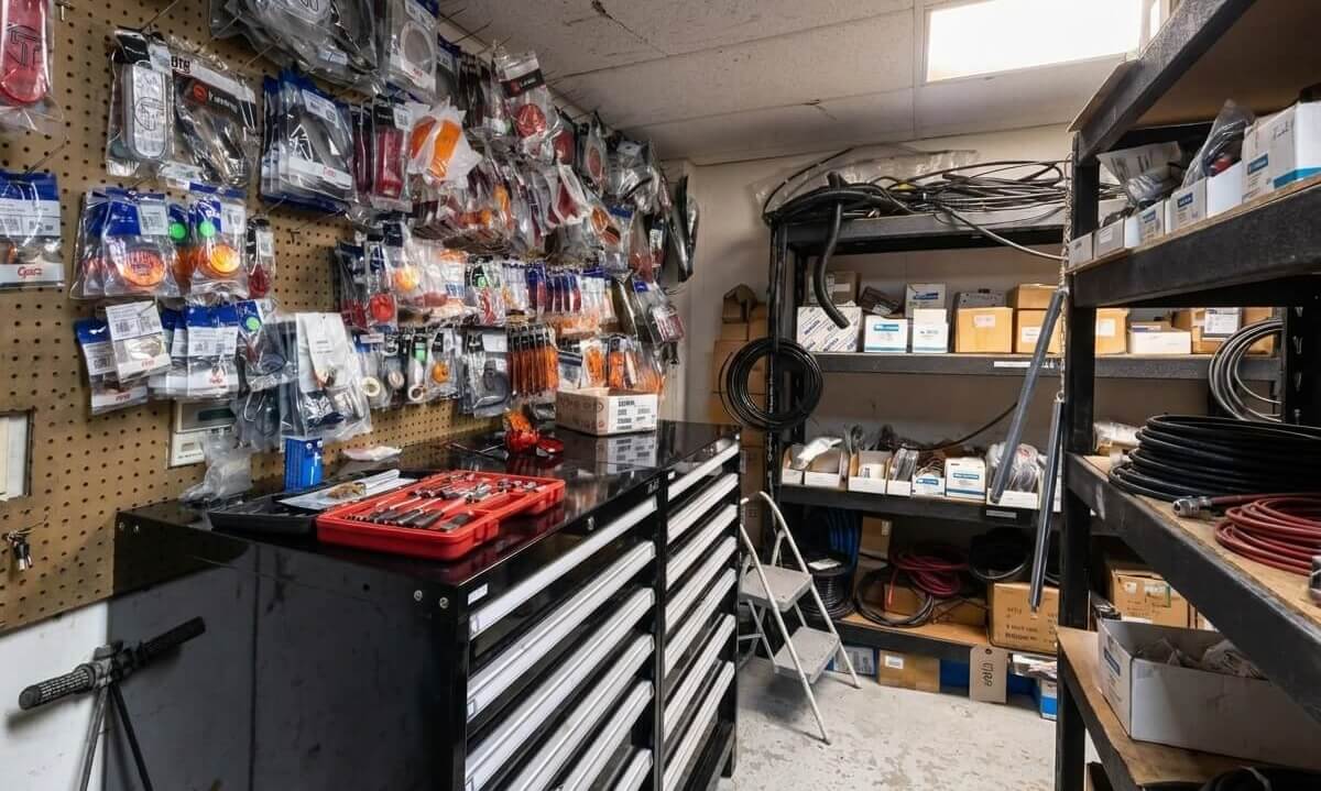 Truck Parts and Accessories in Pompano Beach, FL